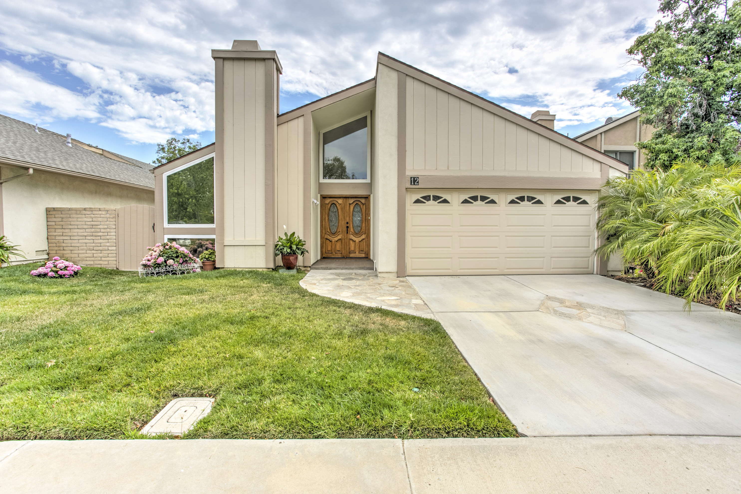 12 Banyan Tree ~ Irvine, CA ~ University Park Community