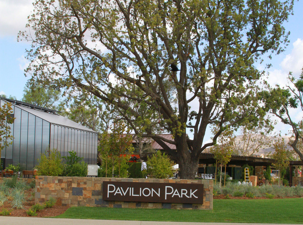 Irvine neighborhood overview Pavilion Park